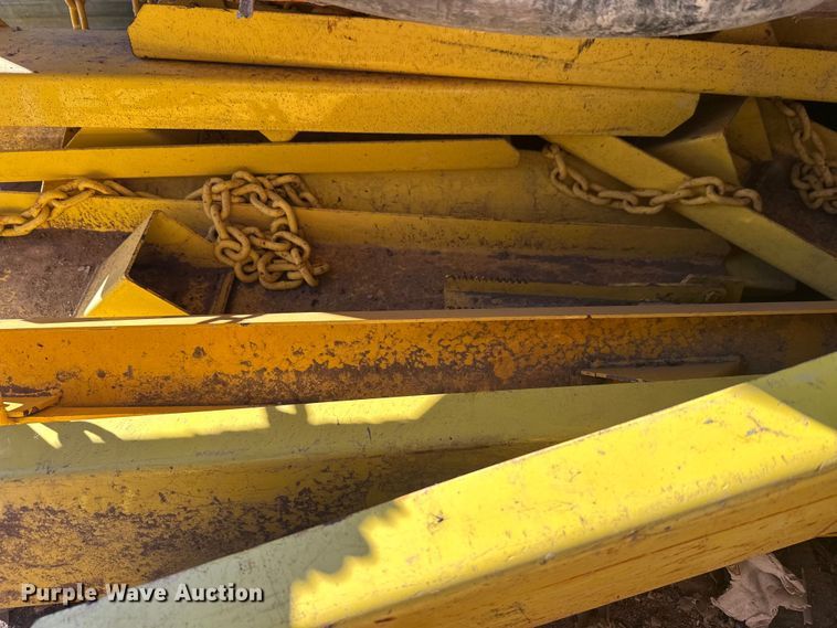 image for item DW4464 (9) foot lock system