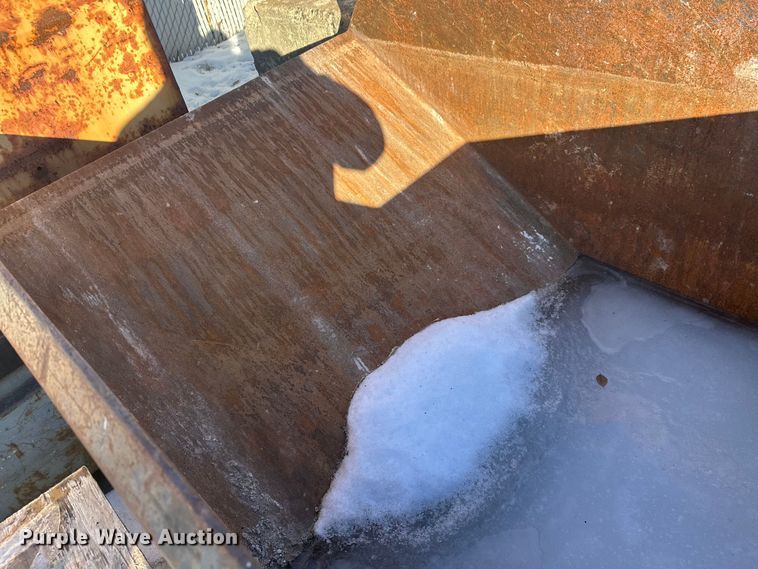 image for item DW4465 Dump hopper