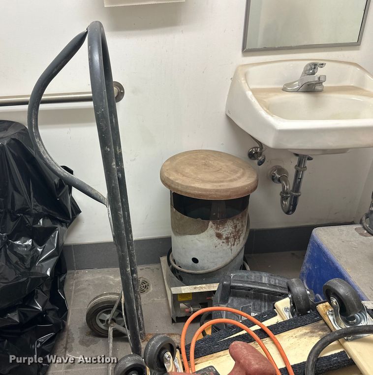 image for item DW4468 Tools