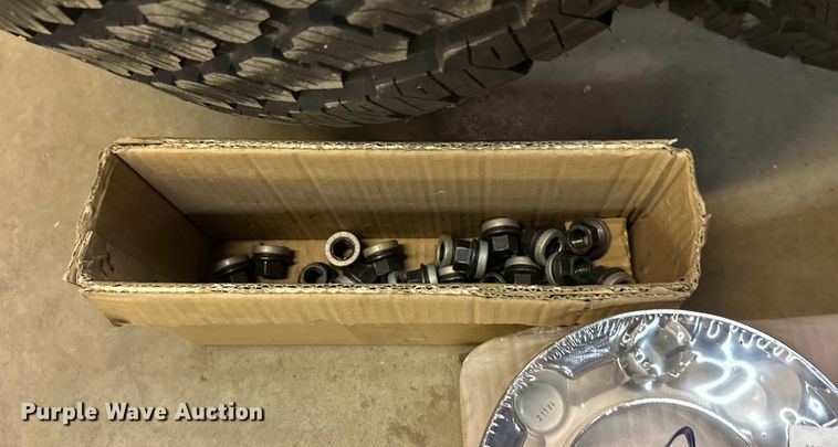 image for item DW4469 (4) 275/70R18 tires and wheels