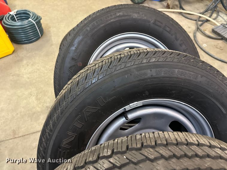 image for item DW4470 (4) 275/65R18 tires and wheels