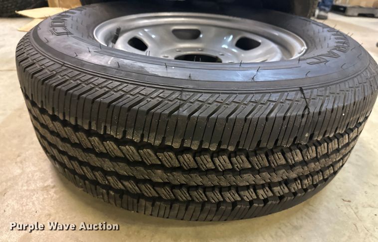 image for item DW4470 (4) 275/65R18 tires and wheels