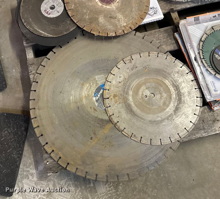 image for item DW4472 Saw blades