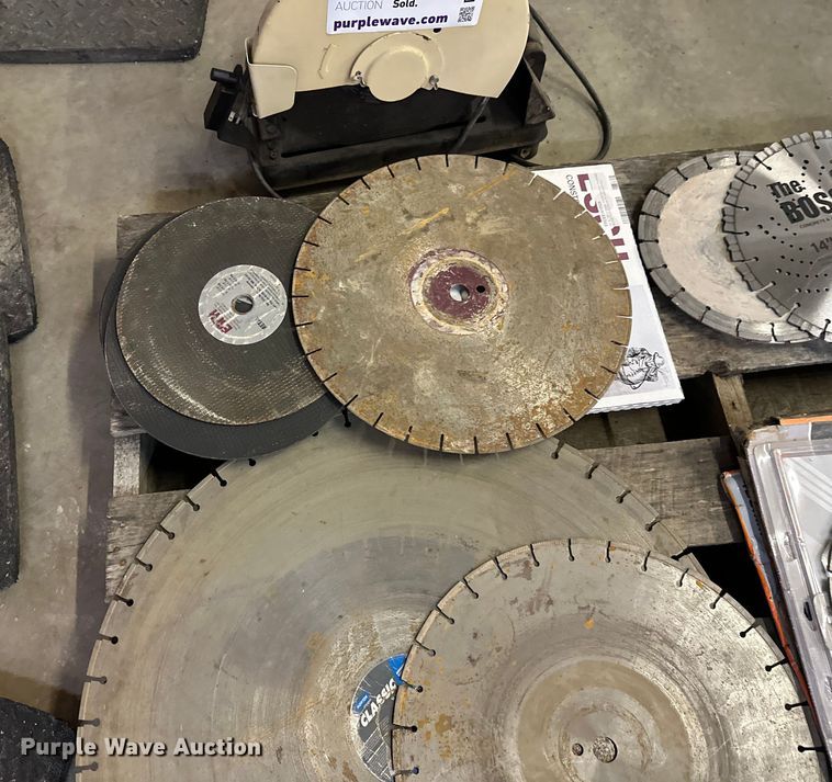 image for item DW4472 Saw blades