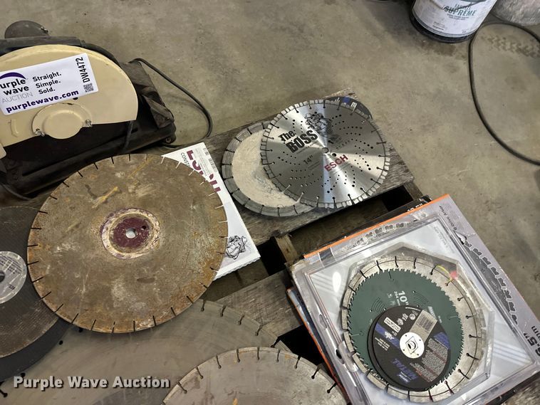 image for item DW4472 Saw blades