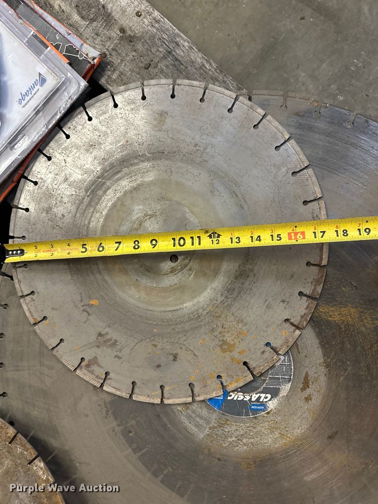 image for item DW4472 Saw blades