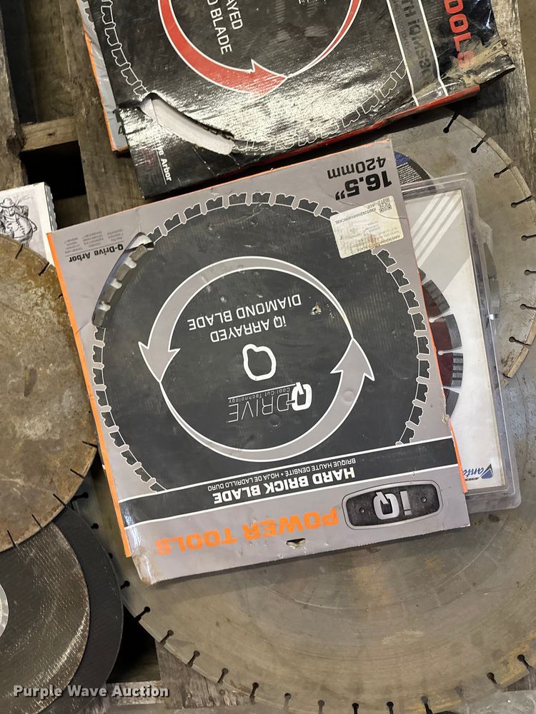 image for item DW4472 Saw blades