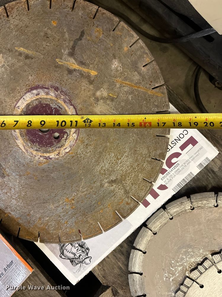 image for item DW4472 Saw blades