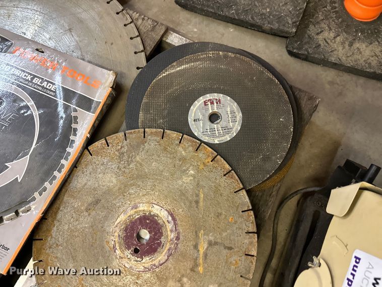 image for item DW4472 Saw blades