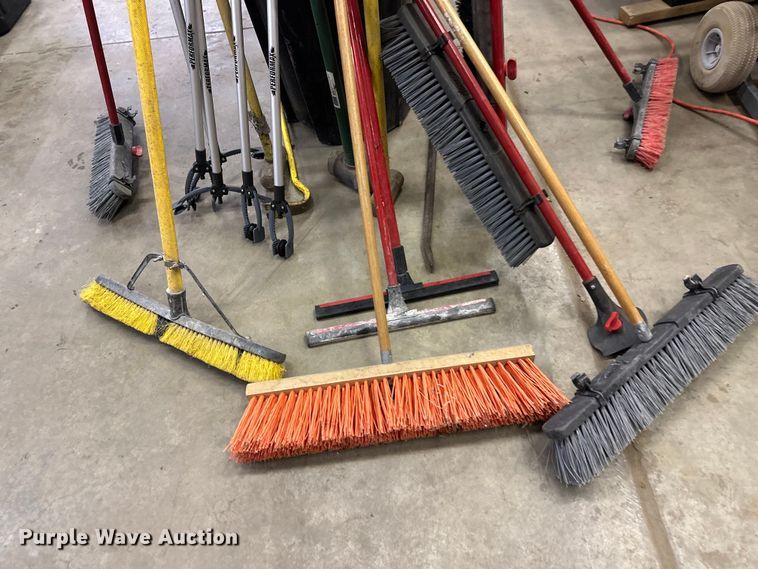 image for item DW4478 Lawn equipment