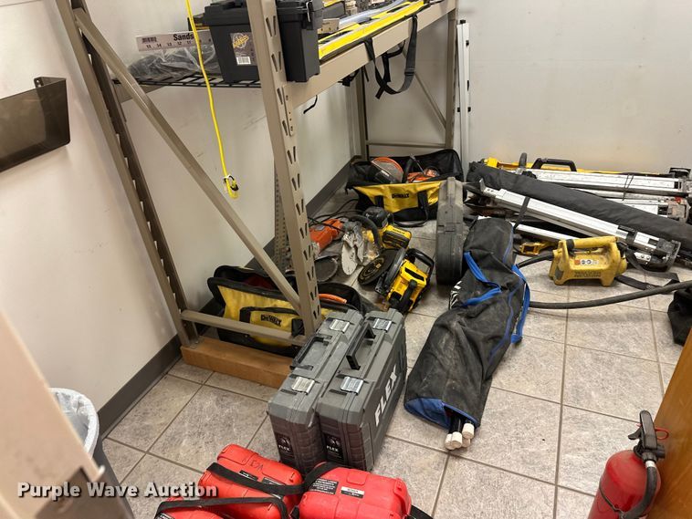 image for item DW4480 Tools