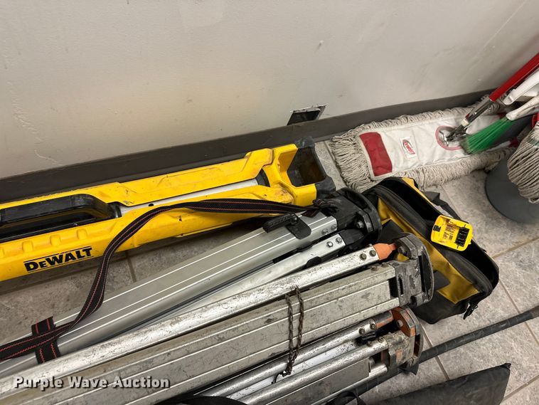 image for item DW4480 Tools