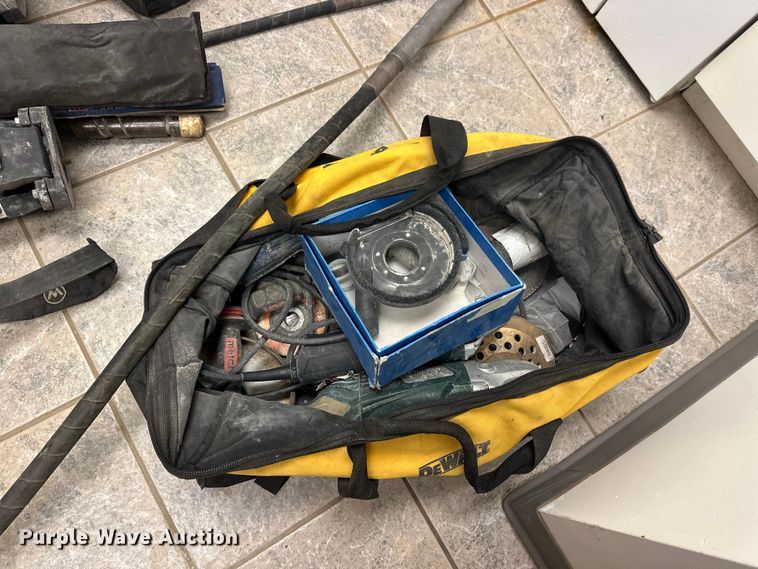 image for item DW4480 Tools