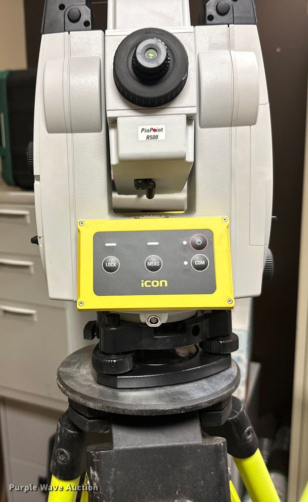 image for item DW4481 Leica Total Station R500 icon cc200 tablet surveying equipment