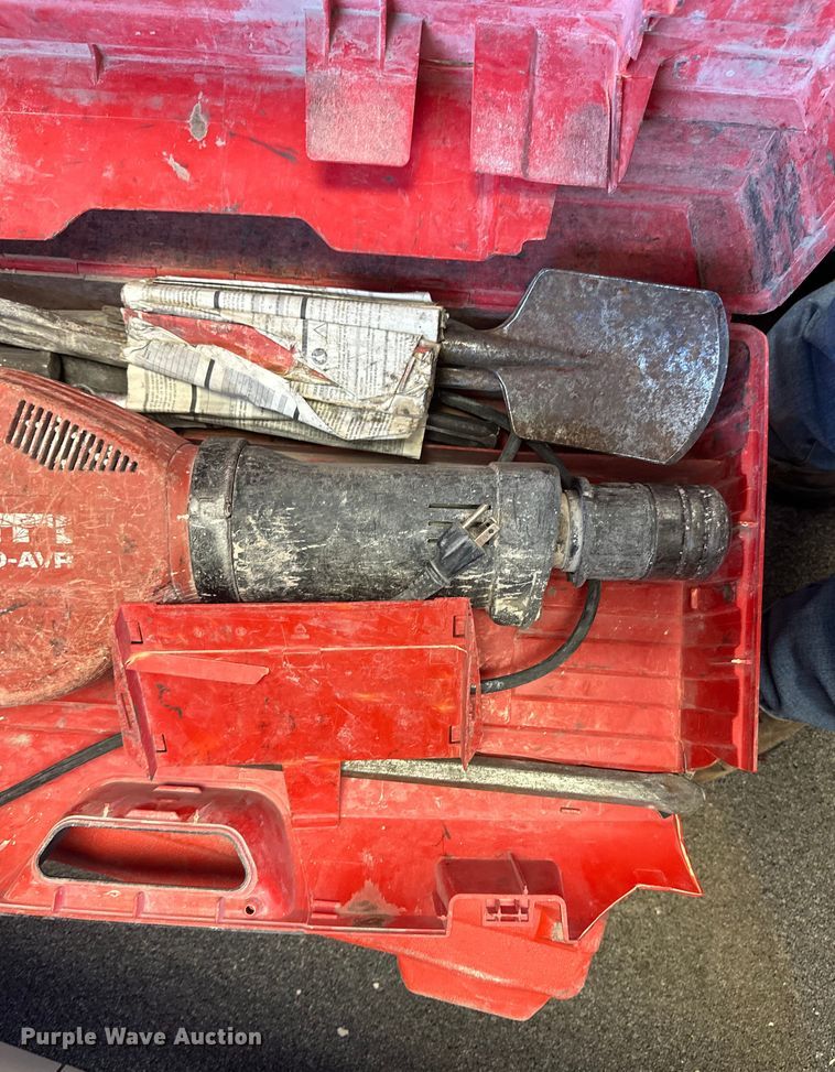 image for item DW4482 Hilti tools