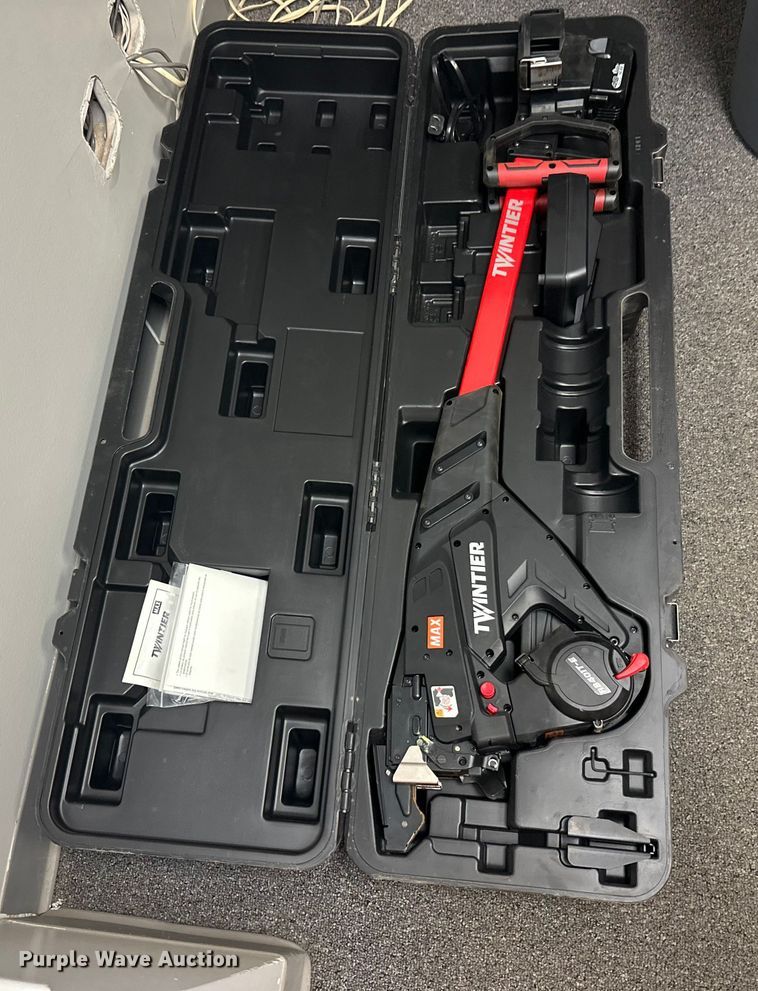 image for item DW4483 Tools