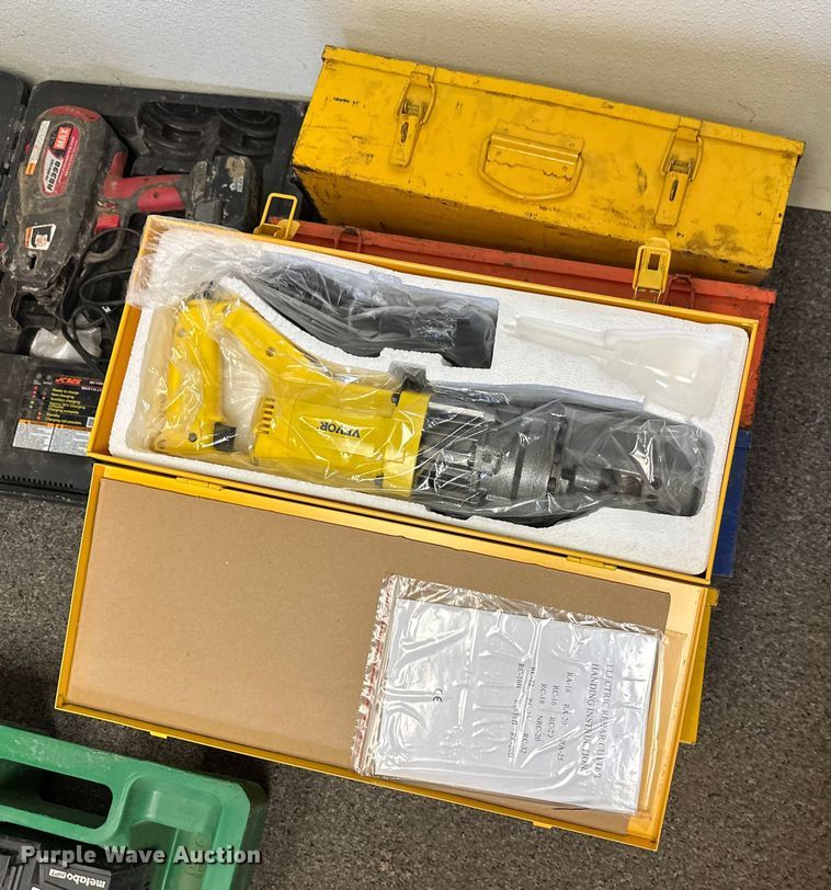 image for item DW4483 Tools