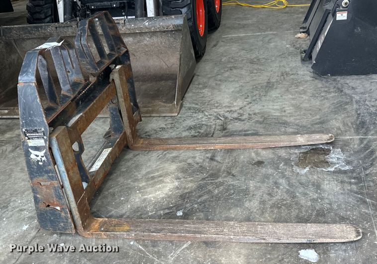 image for item DW4485 Bobcat skid steer forks
