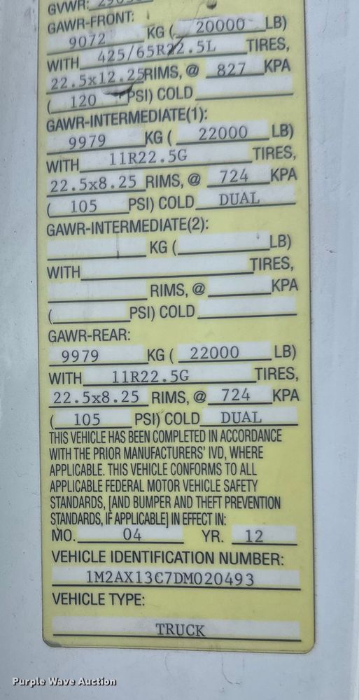 image for item DW4498 2013 Mack GU813 hook lift truck