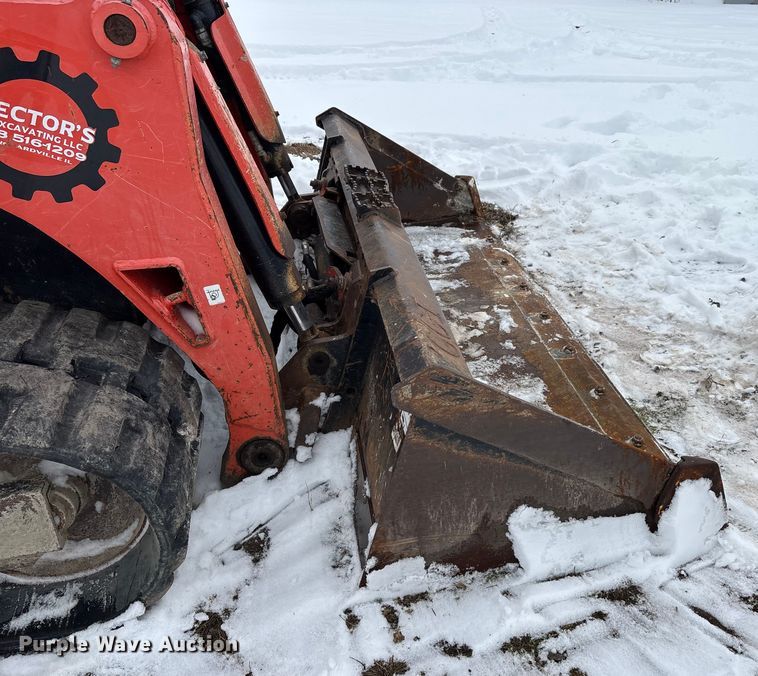 image for item DW7466 2017 Kubota SVL95-2S tracked skid steer loader