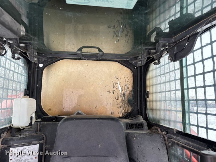 image for item DW7466 2017 Kubota SVL95-2S tracked skid steer loader