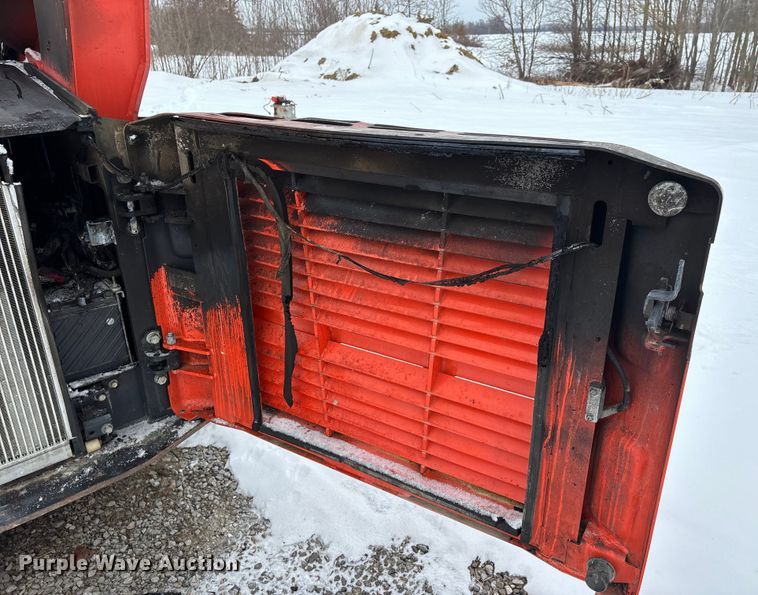 image for item DW7466 2017 Kubota SVL95-2S tracked skid steer loader