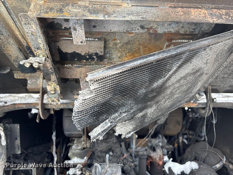 image for item DW7466 2017 Kubota SVL95-2S tracked skid steer loader