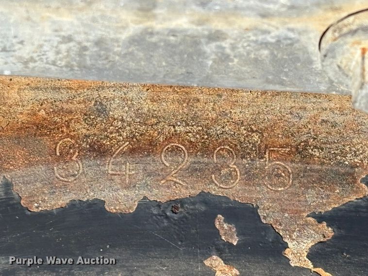 image for item DW7466 2017 Kubota SVL95-2S tracked skid steer loader