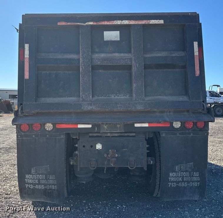 image for item DX5940 2007 International 8600 dump truck