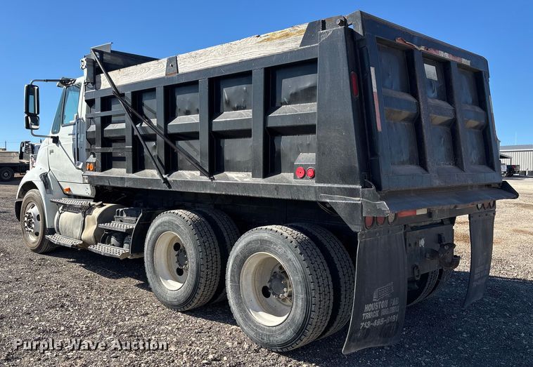 image for item DX5940 2007 International 8600 dump truck