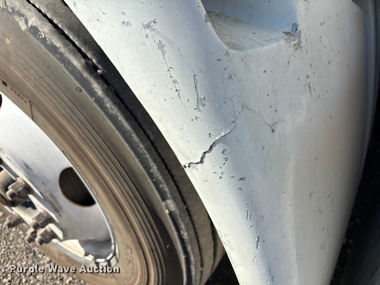 image for item DX5940 2007 International 8600 dump truck