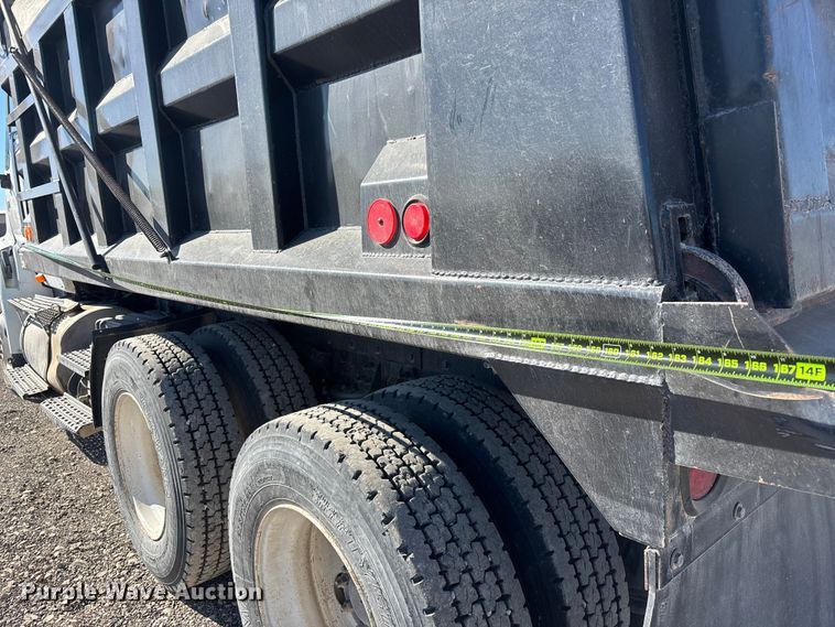 image for item DX5940 2007 International 8600 dump truck