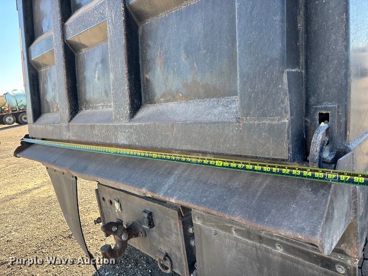 image for item DX5940 2007 International 8600 dump truck