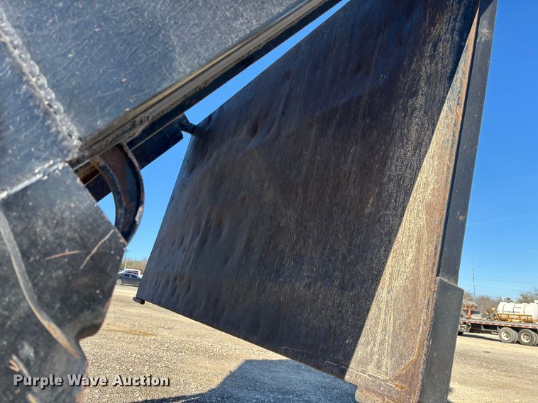 image for item DX5940 2007 International 8600 dump truck