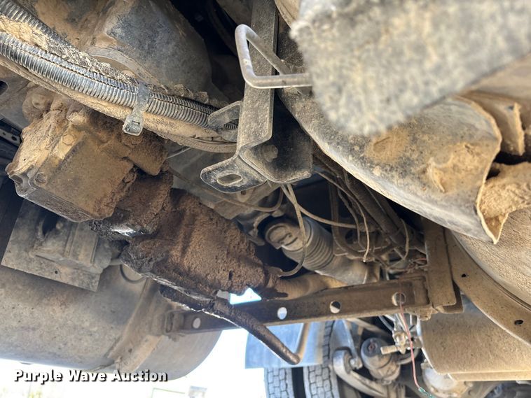 image for item DX5940 2007 International 8600 dump truck