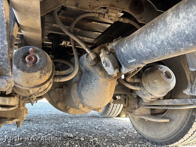 image for item DX5940 2007 International 8600 dump truck