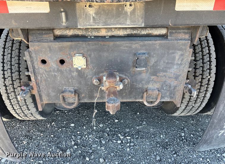 image for item DX5940 2007 International 8600 dump truck