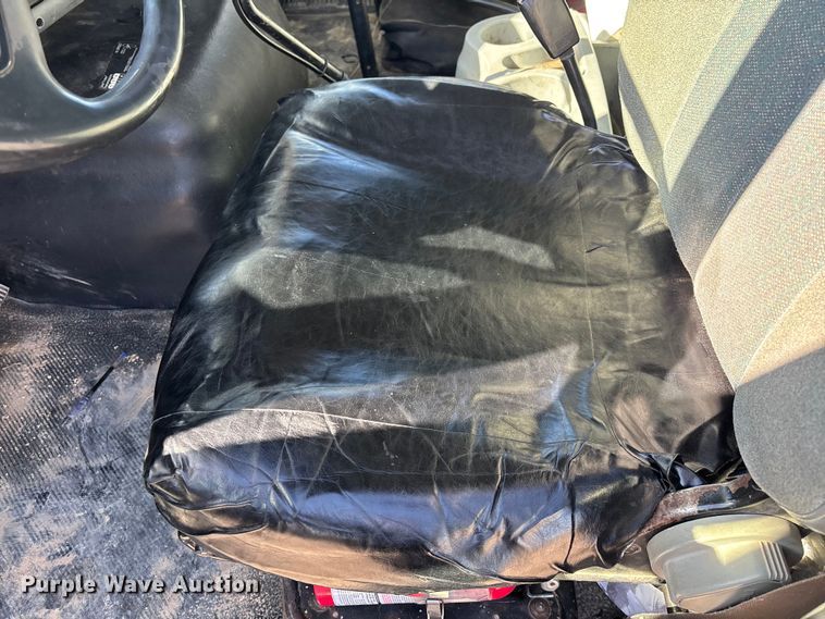 image for item DX5940 2007 International 8600 dump truck