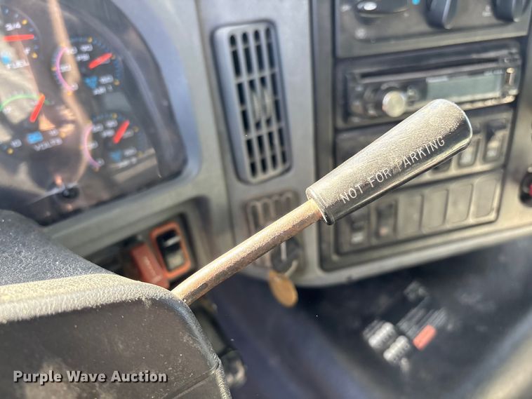 image for item DX5940 2007 International 8600 dump truck