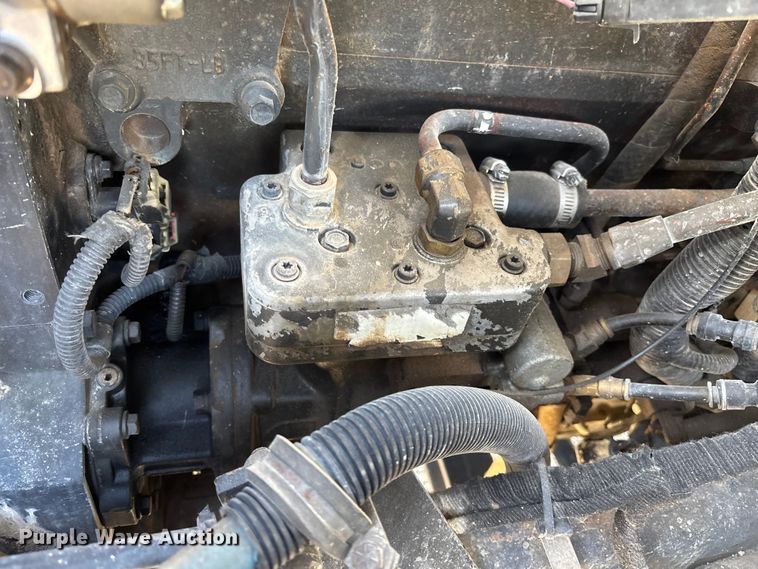 image for item DX5940 2007 International 8600 dump truck