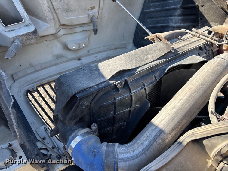 image for item DX5940 2007 International 8600 dump truck