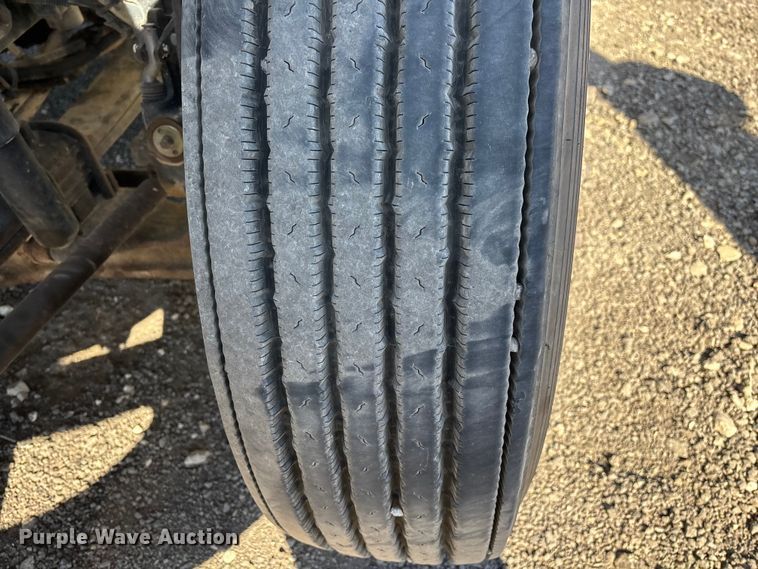 image for item DX5940 2007 International 8600 dump truck