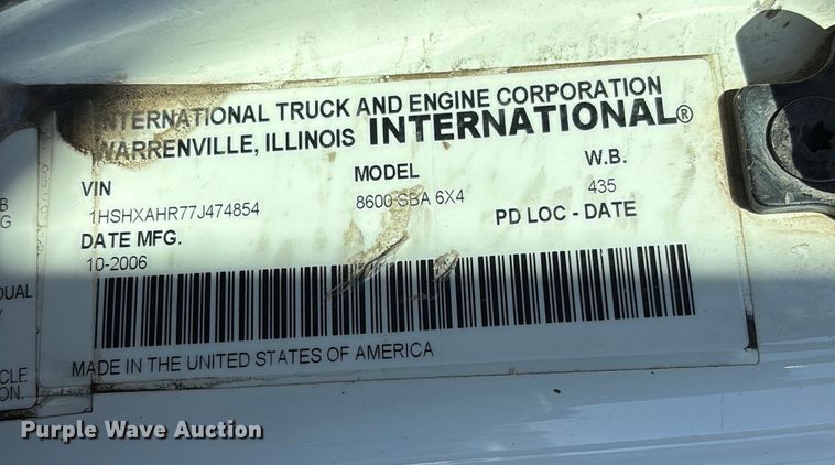 image for item DX5940 2007 International 8600 dump truck