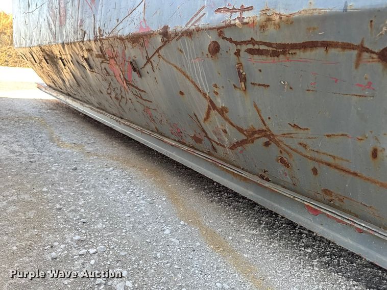 image for item EA2282 Roll-off container