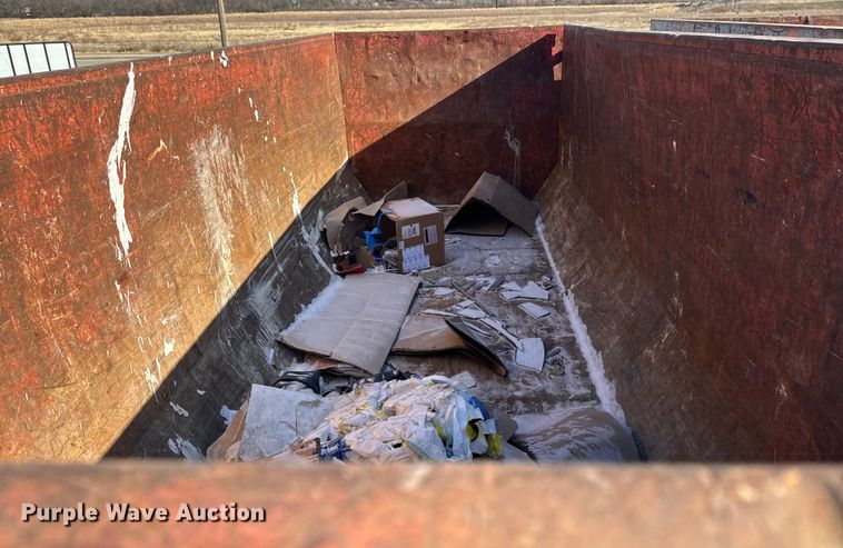 image for item EA2282 Roll-off container