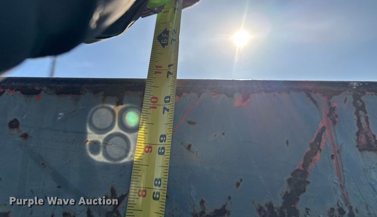 image for item EA2283 Roll-off container