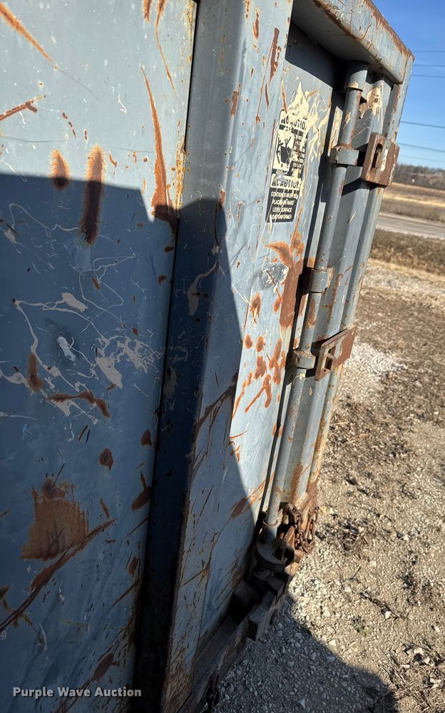 image for item EA2284 Roll-off container