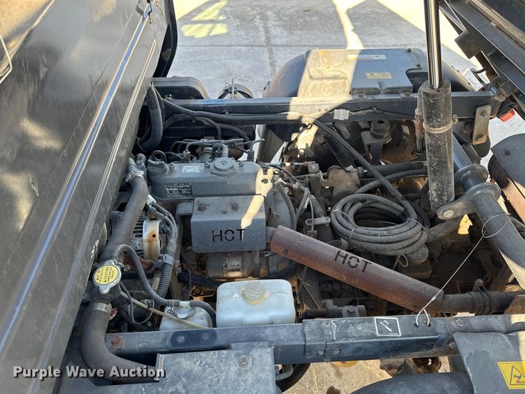 image for item EA2286 2012 Kubota RTV1100 utility vehicle