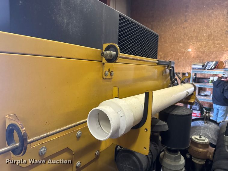 image for item EA2295 2013 Vermeer V800LE-HD vacuum trailer