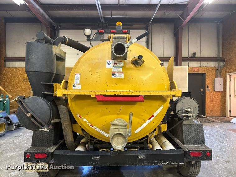 image for item EA2295 2013 Vermeer V800LE-HD vacuum trailer
